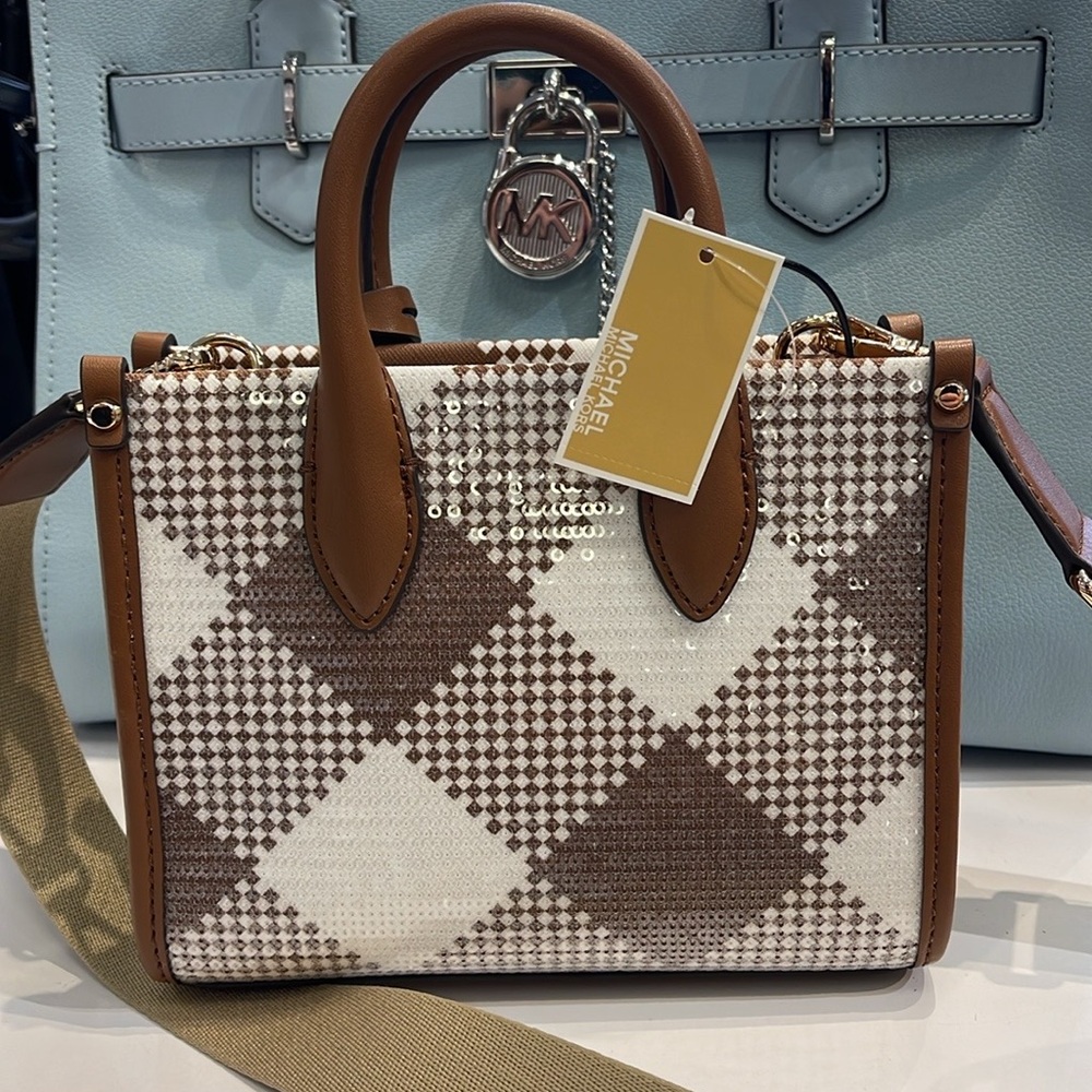 Michael Kors Mirella Extra-Small Logo Crossbody XBODY Shopper Bag
Luggage 
NWT - Picture 6 of 16